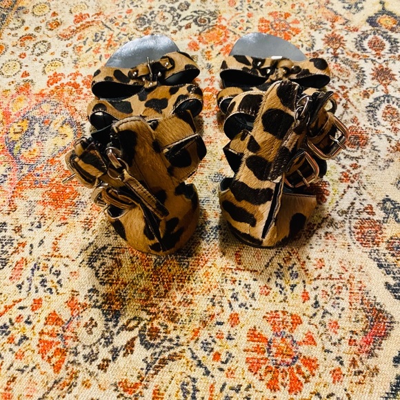 * Giuseppe X Balmain Calf Hair Leopard Sandals in size Women’s 36 * - Picture 5 of 14